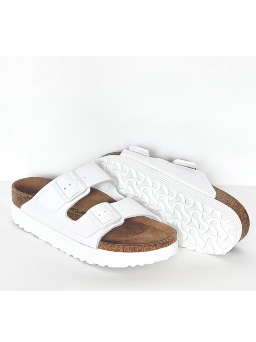 NWT BIRKENSTOCK Papillio Arizona Womens White Platform Sandals Size 8 / 39
